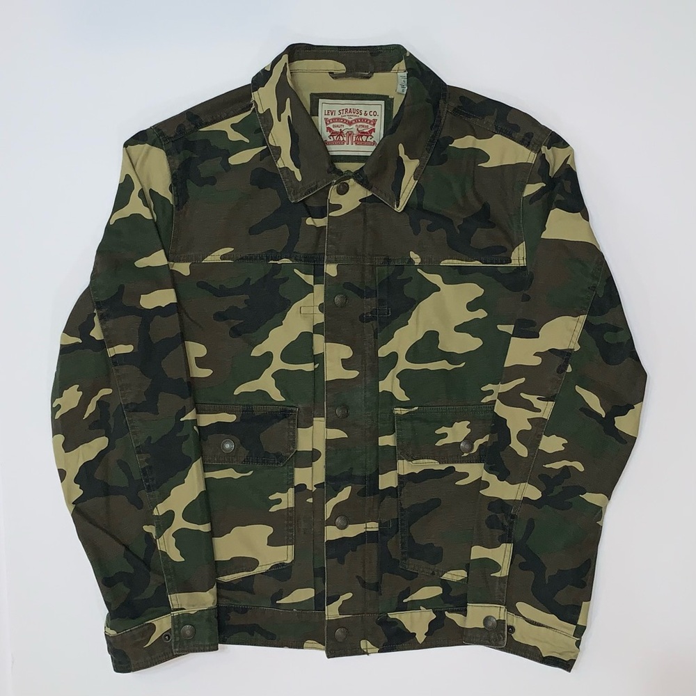 Levi's Military-Style Camouflage Field Jacket-Size L New